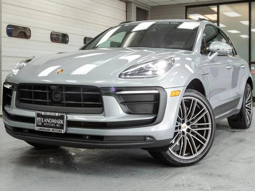 Not Specified 2024 Porsche Macan Macan T