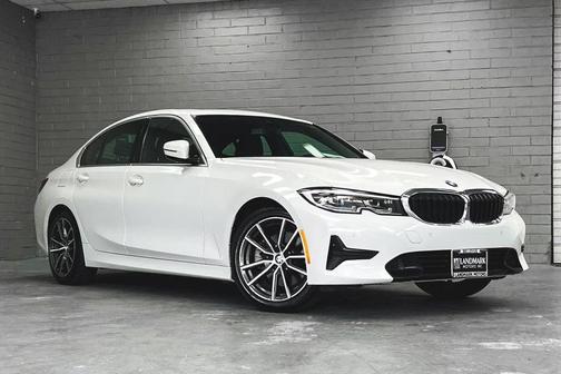 2020 BMW 330 330i