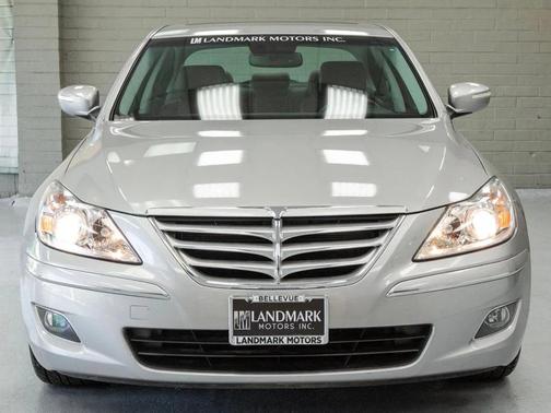 2011 Hyundai Genesis 3.8