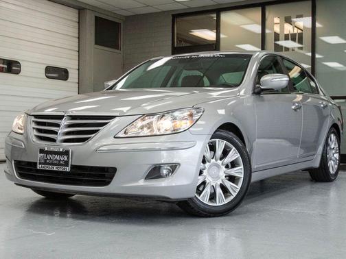 2011 Hyundai Genesis 3.8