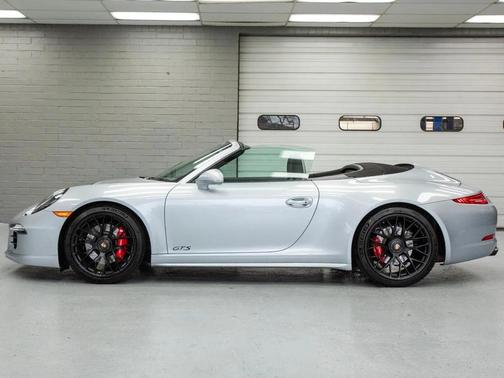 2015 Porsche 911 Carrera GTS