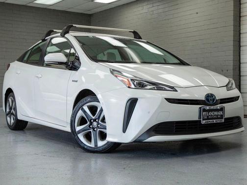 2020 Toyota Prius XLE