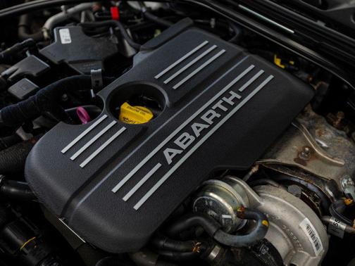 2020 FIAT 124 Spider Base