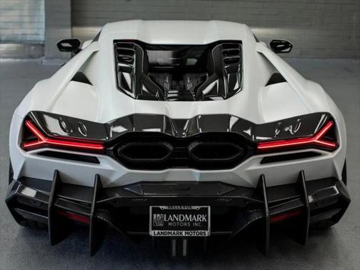 2024 Lamborghini Revuelto Coupe
