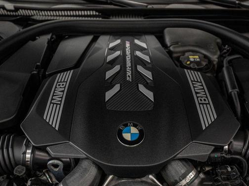 2022 BMW M550 i Xdrive