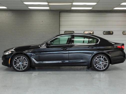 2023 BMW 530e Base