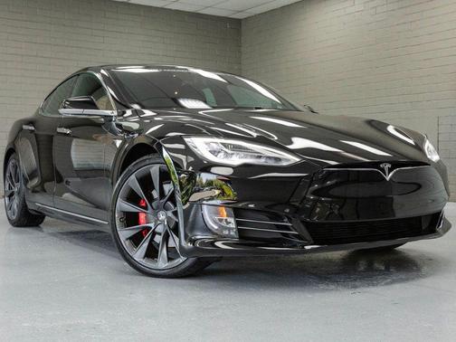 2020 Tesla Model S Performance