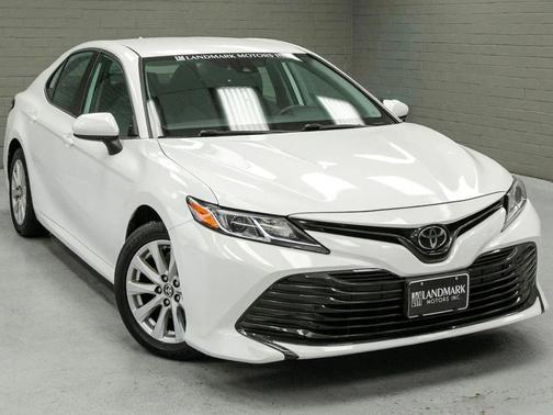 2020 Toyota Camry LE