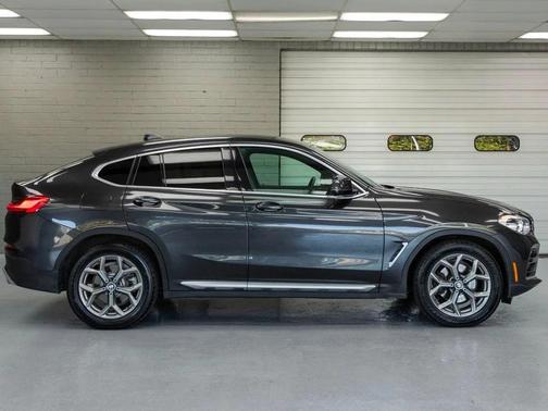 2020 BMW X4 xDrive30i
