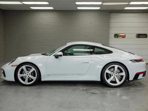 2022 Porsche 911 Carrera S