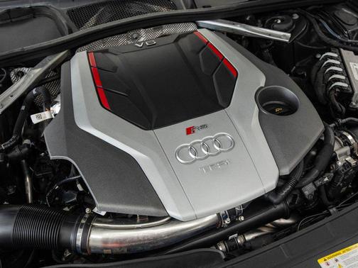 2023 Audi RS 5 2.9T