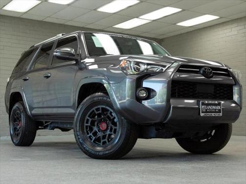 2022 Toyota 4Runner SR5 Premium