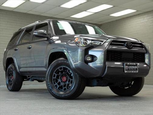 2022 Toyota 4Runner SR5 Premium