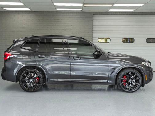 2022 BMW X3 M40i
