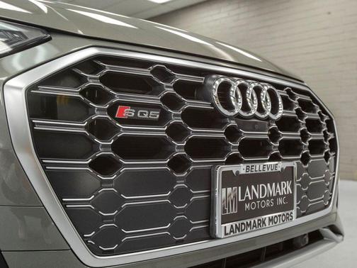 2023 Audi SQ5 3.0T Premium Plus