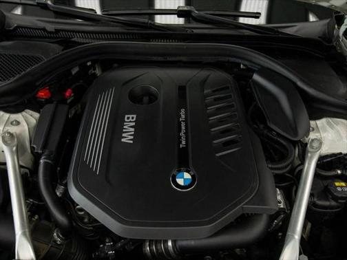 2019 BMW 540 540i