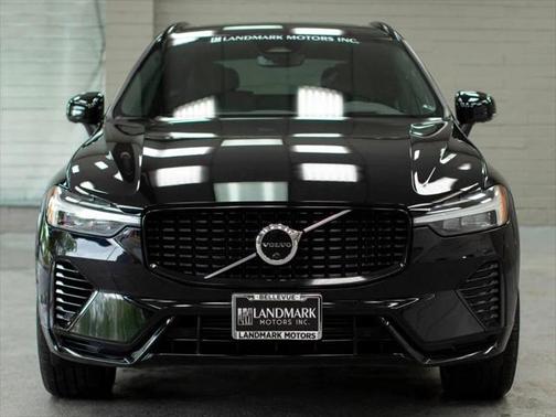 2022 Volvo XC60 Recharge Plug-In Hybrid T8 R-Design