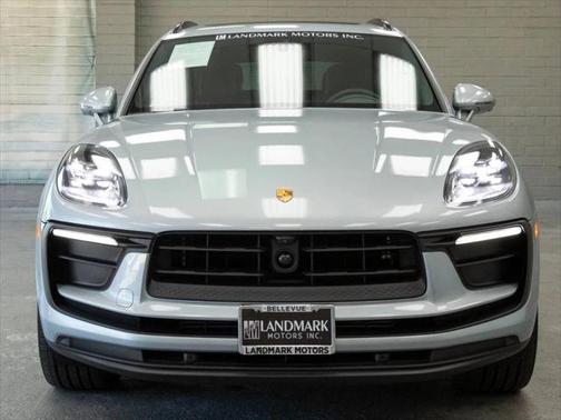 2024 Porsche Macan Base