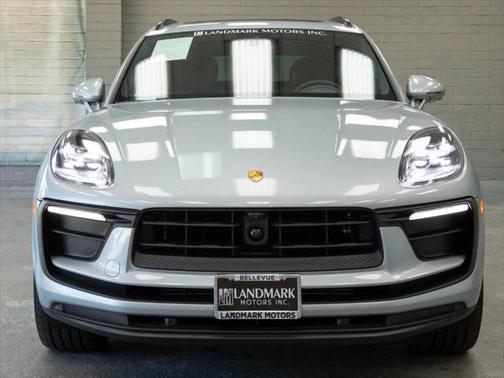 2024 Porsche Macan Base