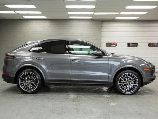 2021 Porsche Cayenne Coupe AWD