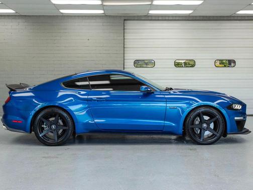 Lightning Blue Metallic 2018 Ford Mustang GT Premium