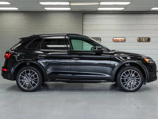 2023 Audi SQ5 3.0T Premium Plus