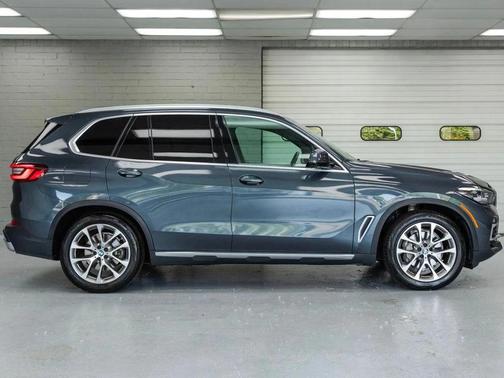 Arctic Gray Metallic 2021 BMW X5 xDrive40i