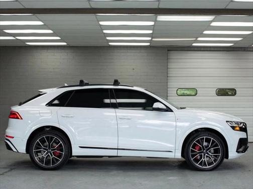 2021 Audi Q8 55 Premium Plus