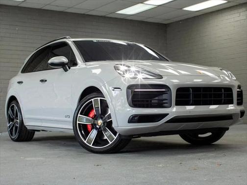 2022 Porsche Cayenne GTS