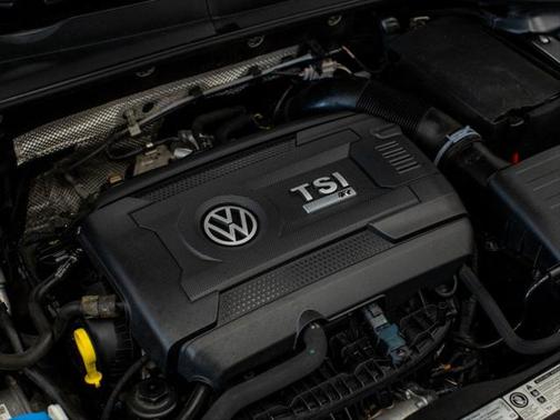 2016 Volkswagen Golf R 2.0T Manual