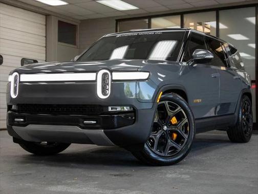 2023 Rivian R1S Adventure Quad-Motor Large Pack
