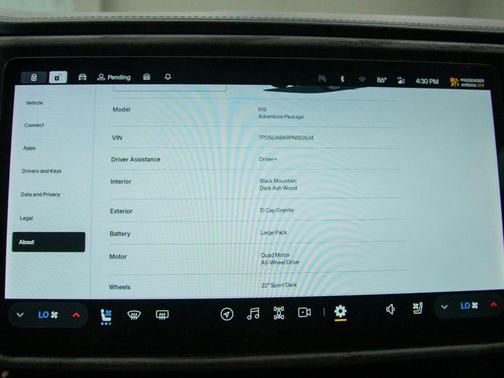 2023 Rivian R1S Adventure Quad-Motor Large Pack