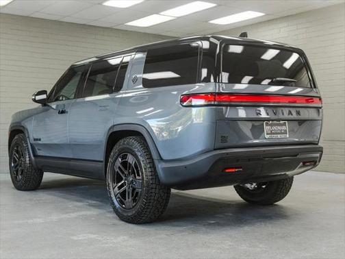 2023 Rivian R1S Adventure Quad-Motor Large Pack