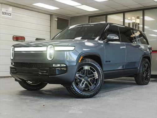 2023 Rivian R1S Adventure Quad-Motor Large Pack
