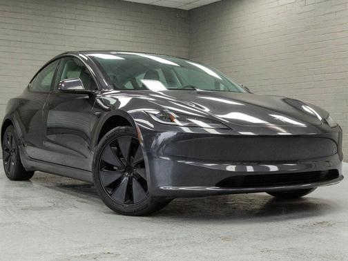 2025 Tesla Model 3 Long Range
