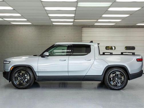 2024 Rivian R1T Adventure Dual-Motor Standard+ Pack