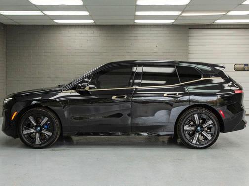 2024 BMW iX xDrive50