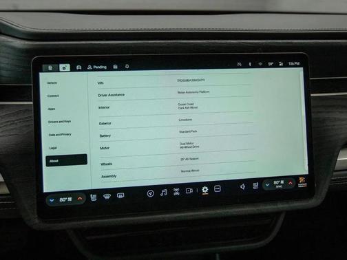 2025 Rivian R1S Adventure Dual Motor Standard Pack