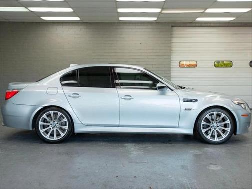 2008 BMW M5 Base