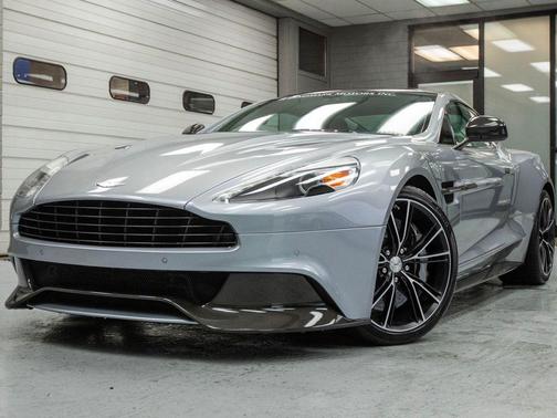 2014 Aston Martin Vanquish 2dr Coupe