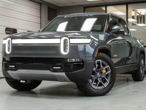 2022 Rivian R1T Adventure