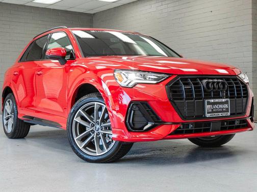 2024 Audi Q3 Premium 45 TFSI S line quattro Tiptronic