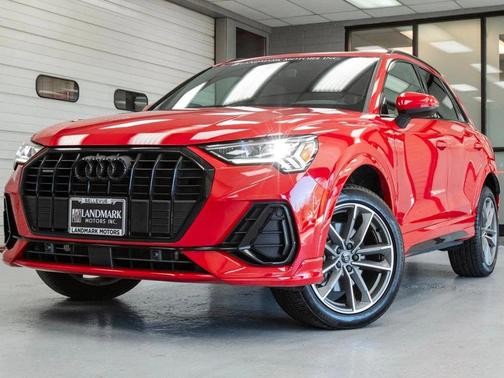 2024 Audi Q3 Premium 45 TFSI S line quattro Tiptronic