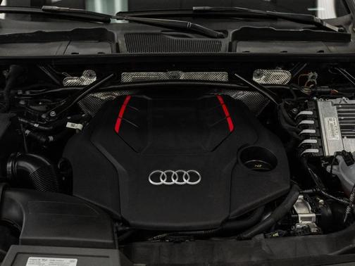 2023 Audi SQ5 3.0T Premium Plus