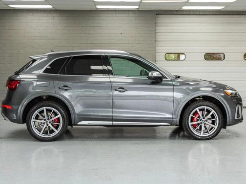 2023 Audi SQ5 3.0T Premium Plus