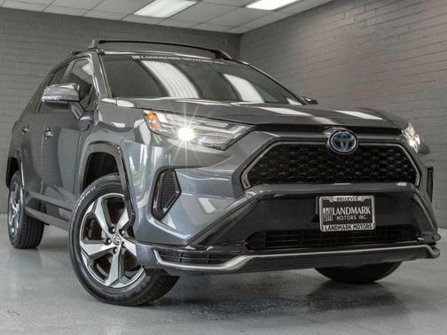 2024 Toyota RAV4 Prime SE