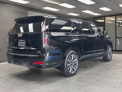 2021 Cadillac Escalade ESV Sport Platinum