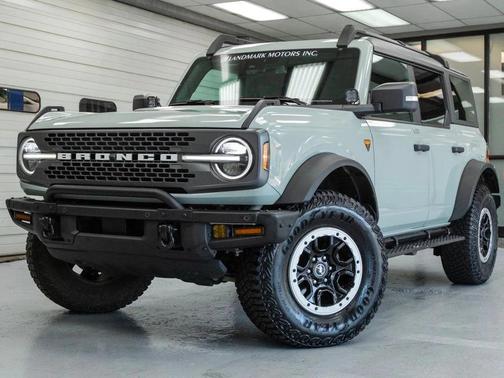 2022 Ford Bronco Badlands