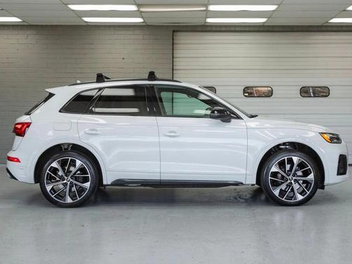 2021 Audi SQ5 3.0T Premium Plus