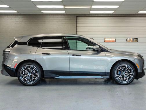 2023 BMW iX xDrive50